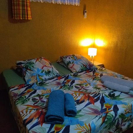 Ferienwohnung Chez Caroline Basse-Terre Exterior foto